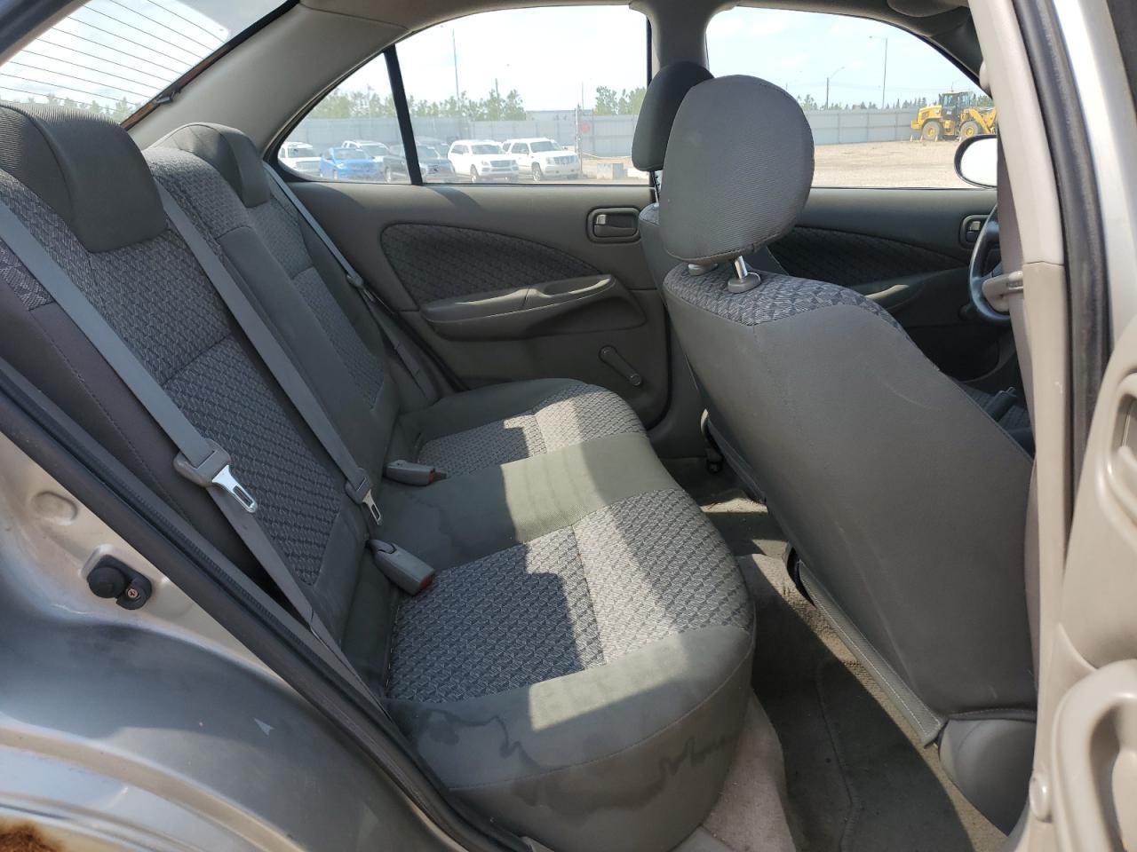 2003 Nissan Sentra xe