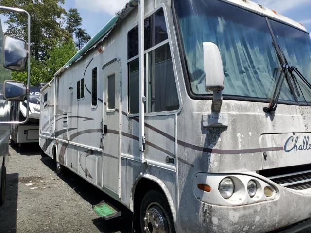 2003 Damon 2003 Workhorse Custom Chassis Motorhome Chassis W2