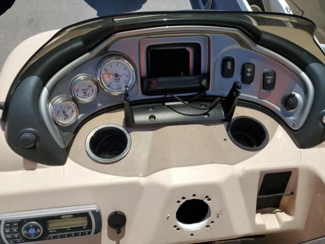 2017 Sun Tracker Boat