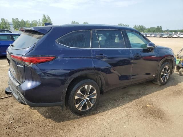 2021 Toyota Highlander Hybrid XLE