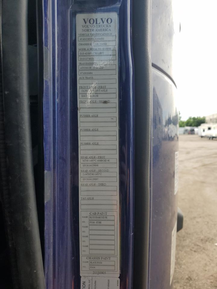 2020 Volv O VNL Semi Truck