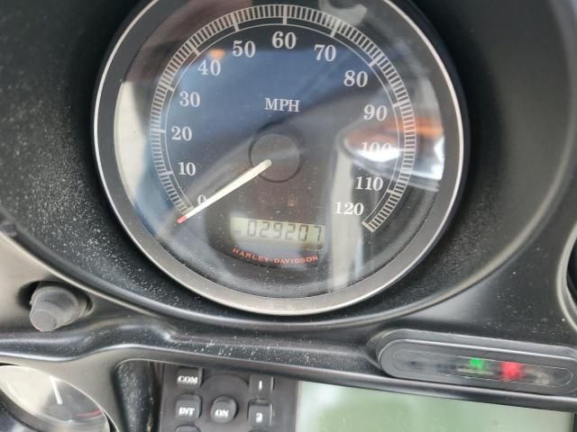 2011 Harley-Davidson Flhtcutg
