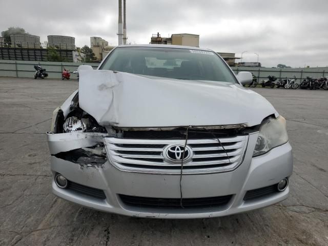 2010 Toyota Avalon xl