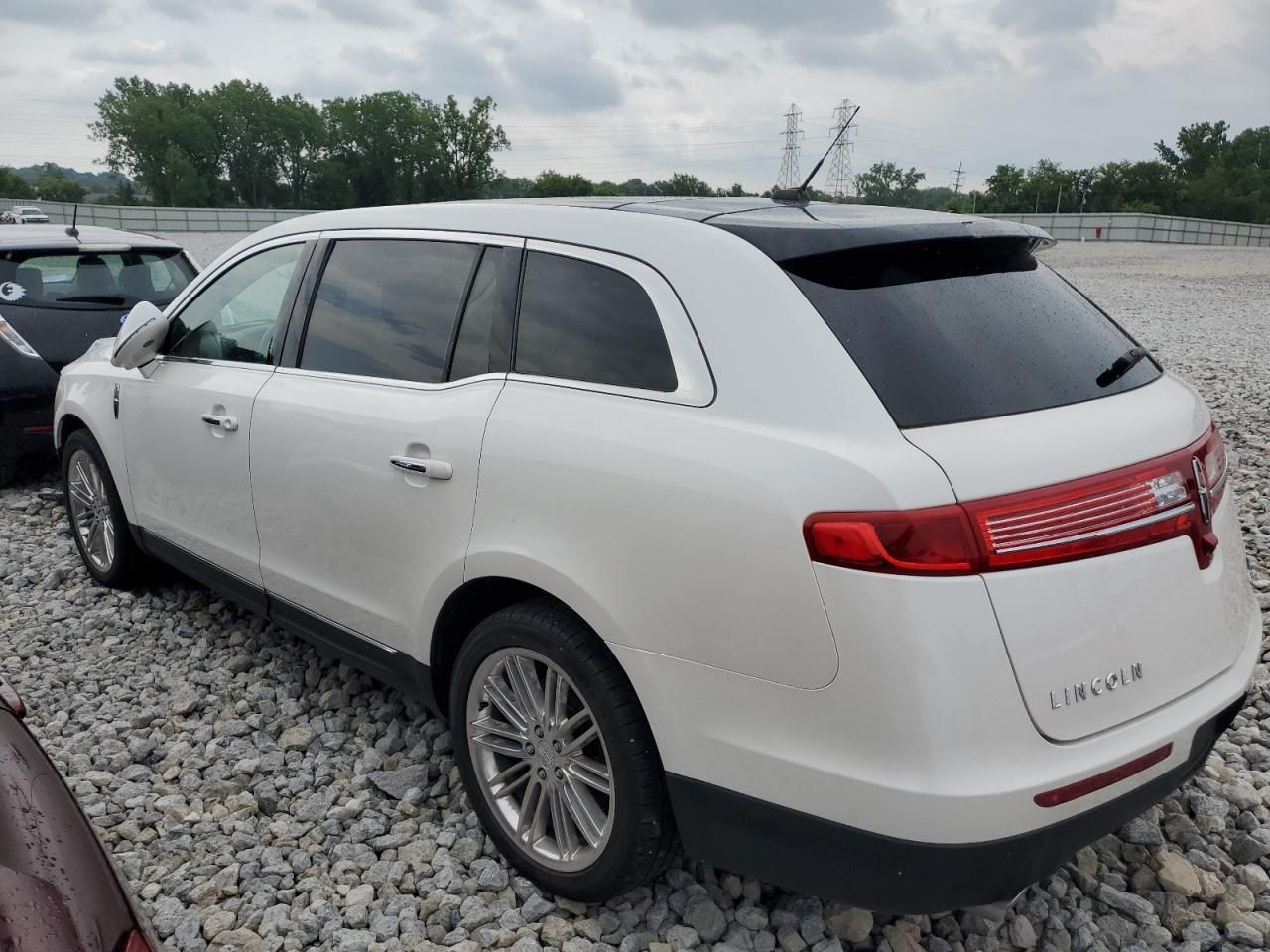 2015 Lincoln MKT