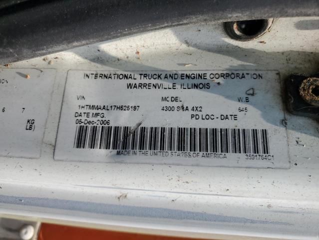 2007 International 4000 4300