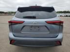 2022 Toyota Highlander L