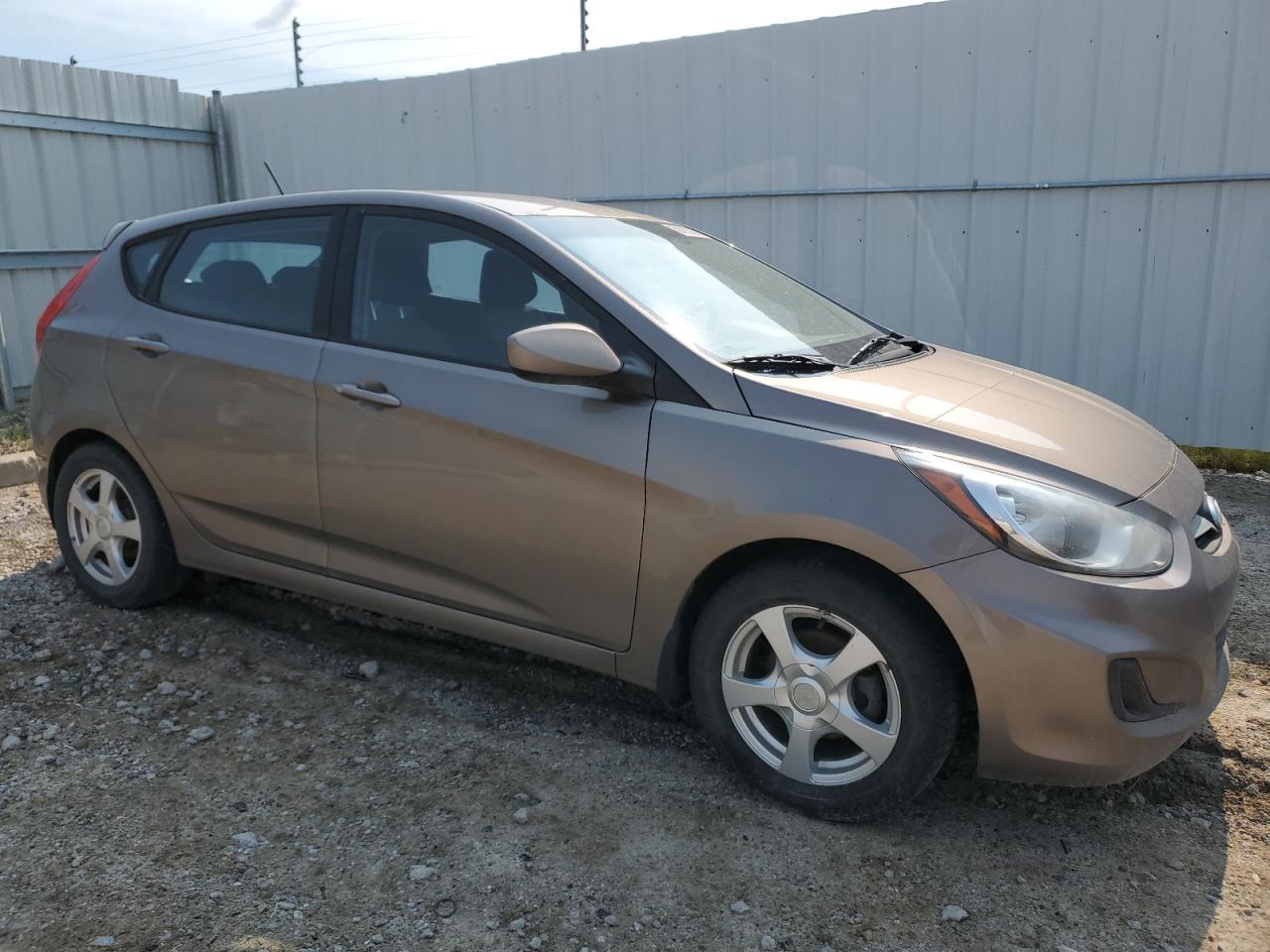 2014 Hyundai Accent gs