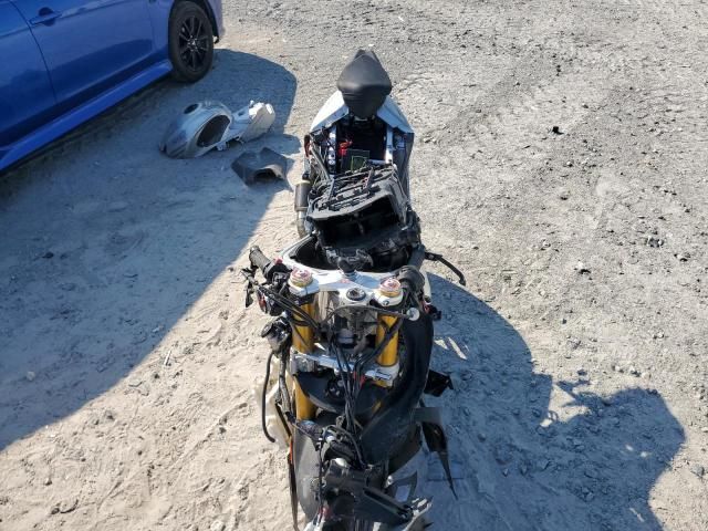 2016 Aprilia RSV4 RF