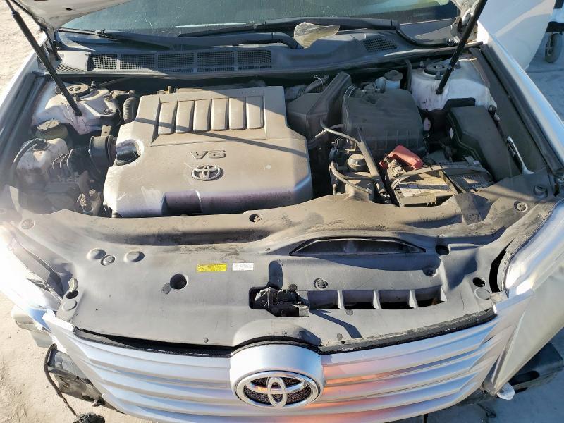 2011 Toyota Avalon Base