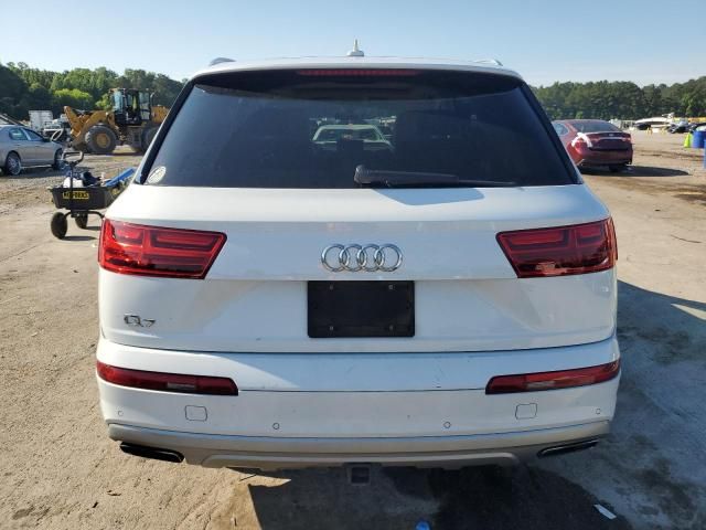 2019 Audi Q7 Prestige