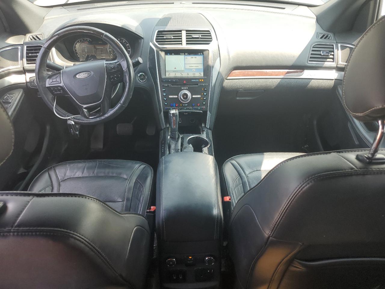 2017 Ford Explorer Platinum