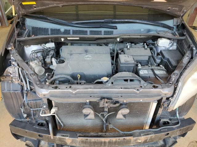 2012 Toyota Sienna le