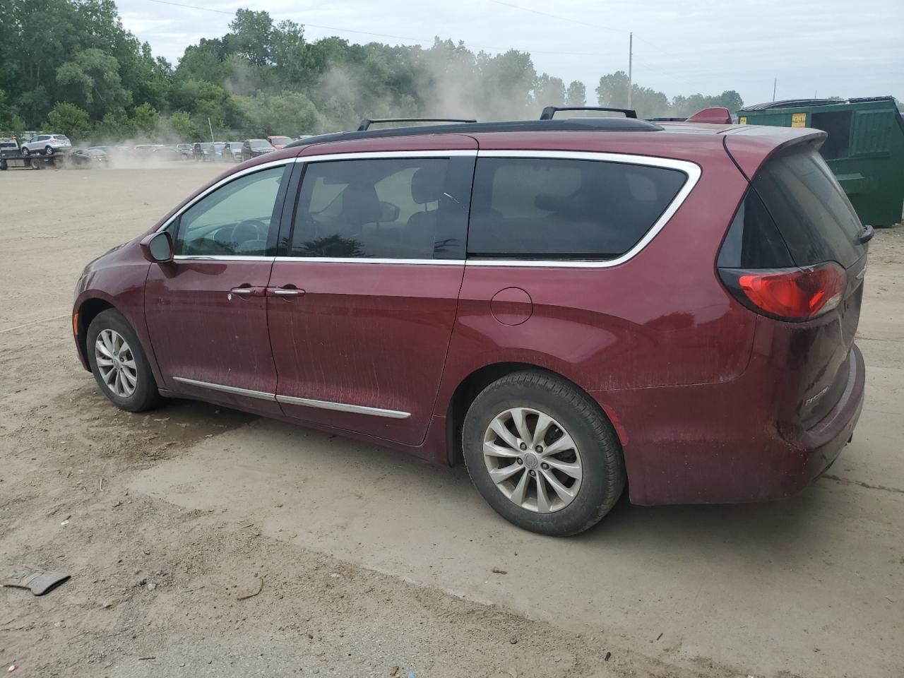 2017 Chrysler Pacifica Touring l