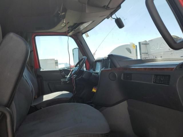 2018 International LT625