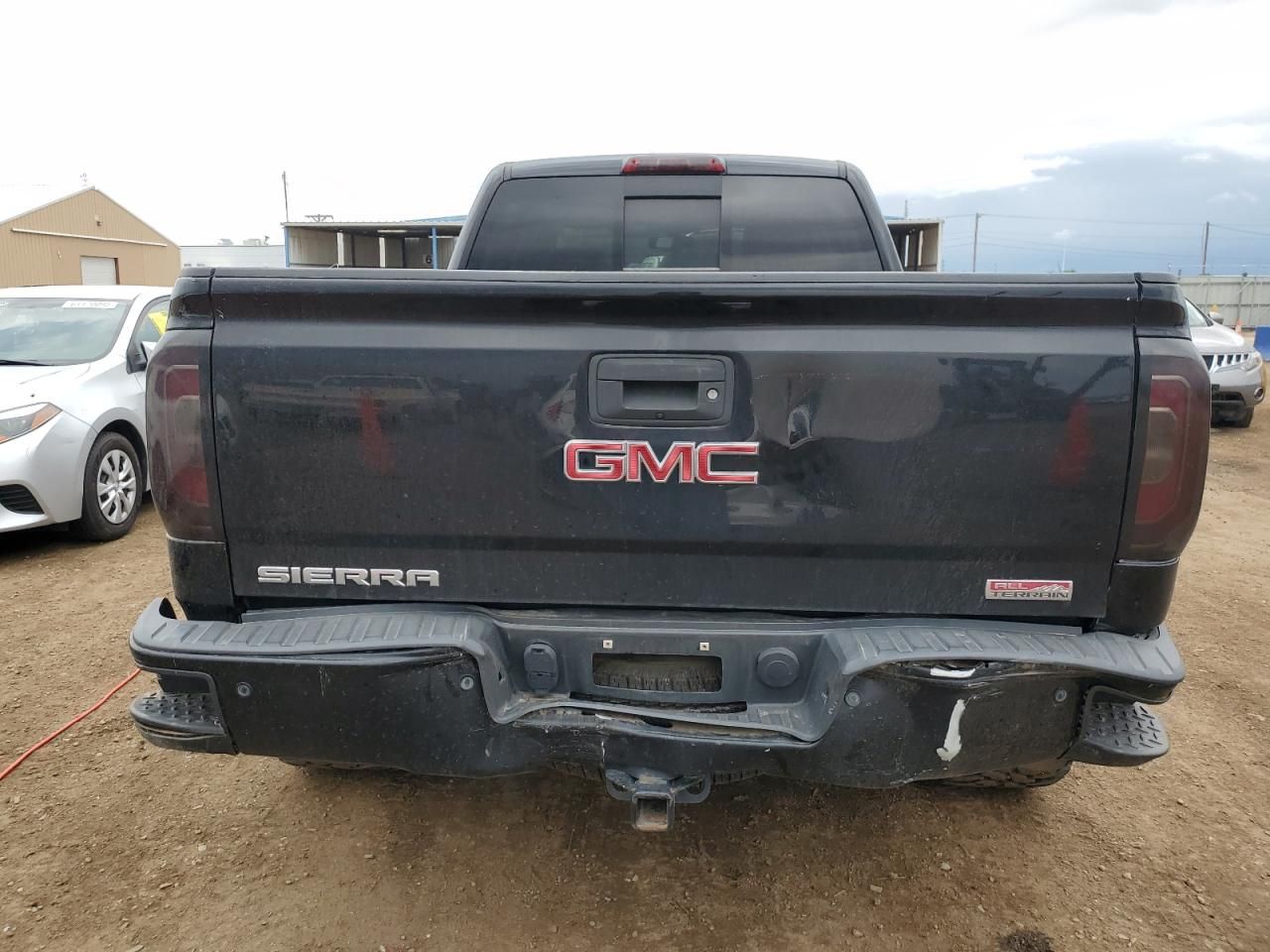 2018 GMC Sierra K1500 slt