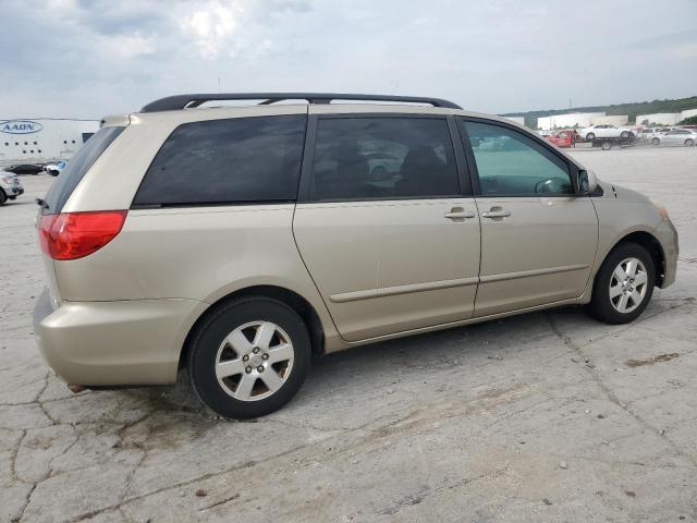 2010 Toyota Sienna xle