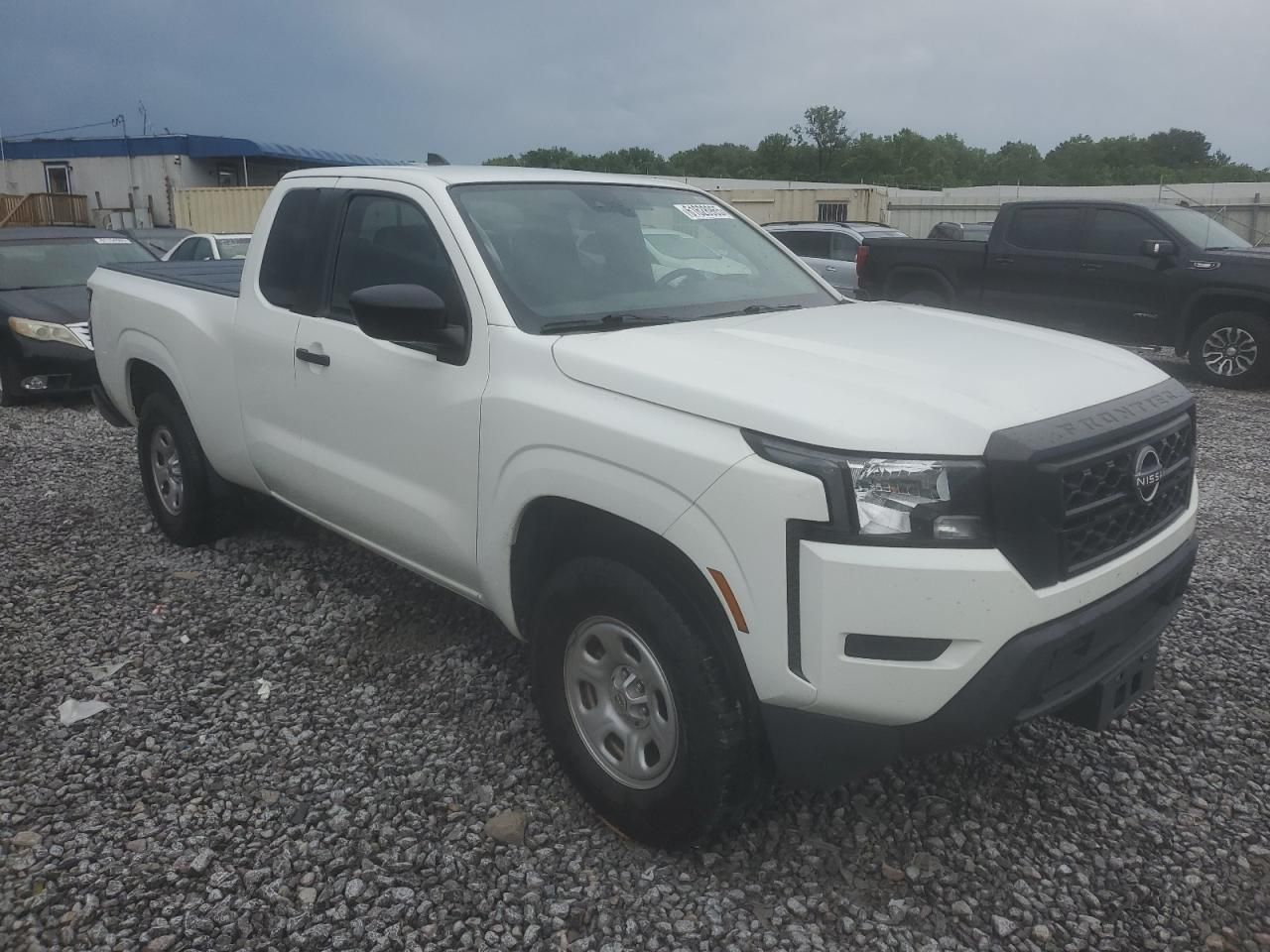 2023 Nissan Frontier s