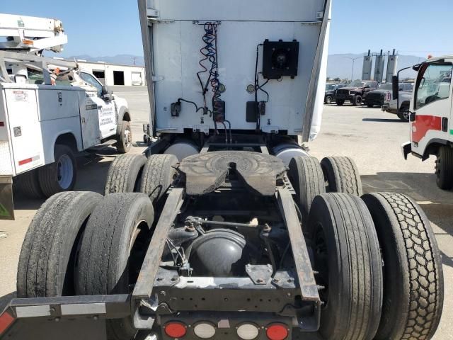2017 Kenworth T680 Semi Truck
