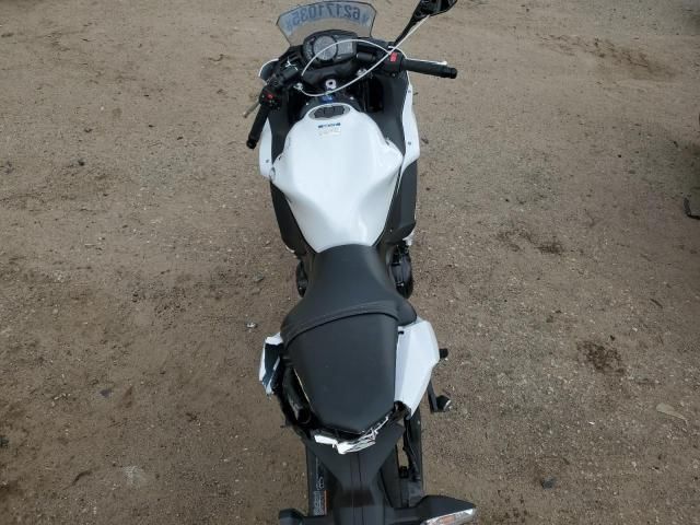 2017 Kawasaki Ex650 j