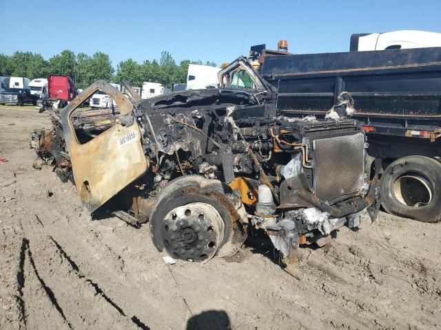 2024 Freightliner Cascadia 126