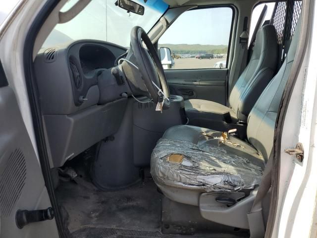 2004 Ford Econoline E250 Van