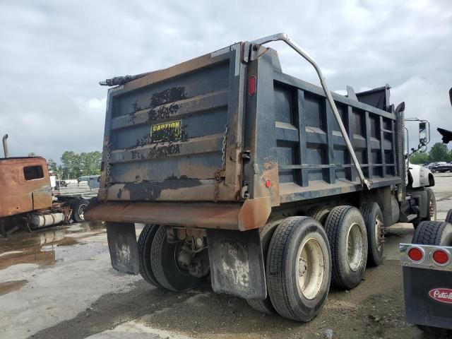 2014 Mack GU713 Dump Truck