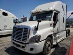 2018 Freigliner 2015 Freightliner Cascadia 125 Semi Truck