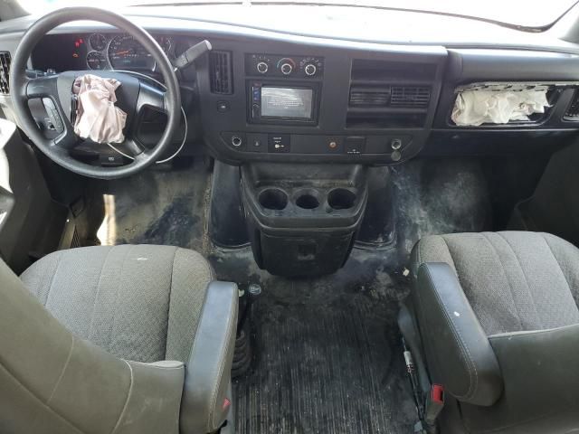 2016 GMC Savana G2500