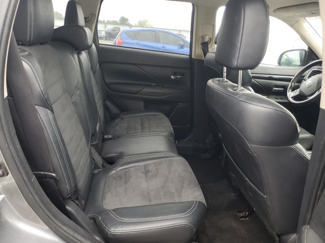 2020 Mitsubishi Outlander se