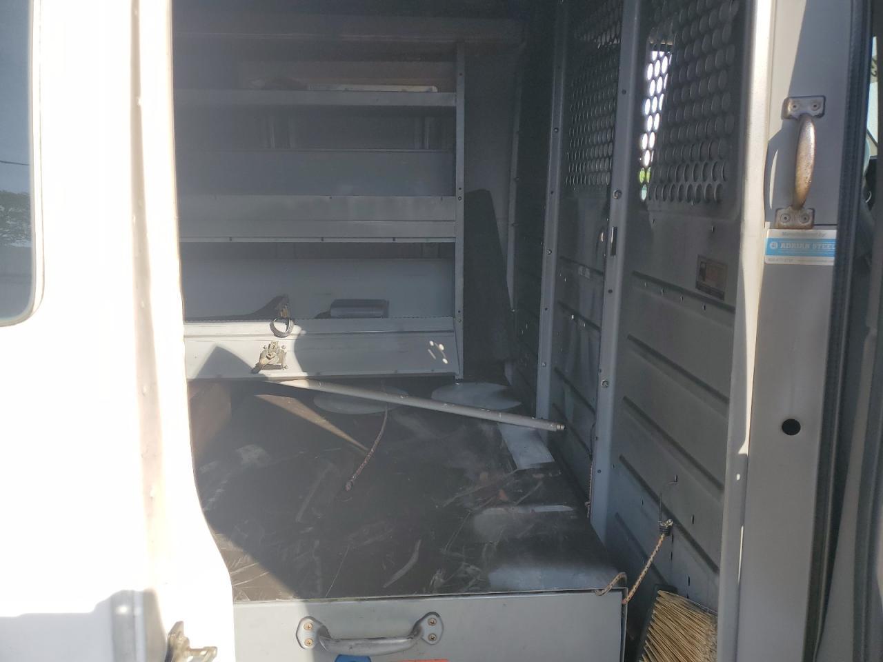 2017 Chevrolet Express G2500
