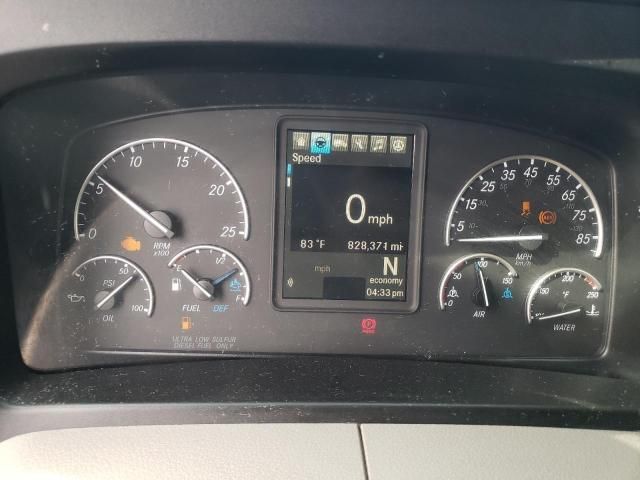 2019 Freightliner Cascadia 126