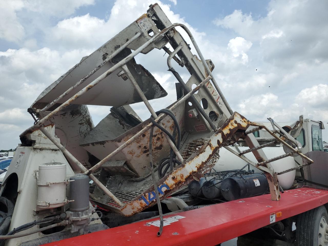 2021 Terex / Terex Advance 2021 Terex Advance Mixer FDB5000 Ready MIX Truck