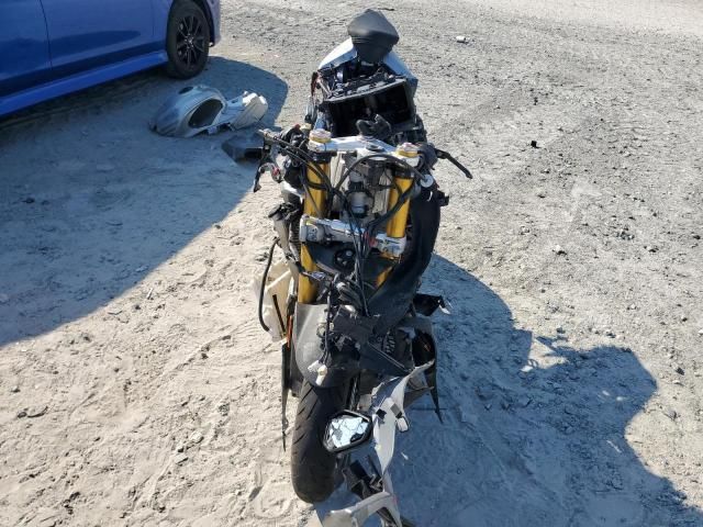 2016 Aprilia RSV4 RF