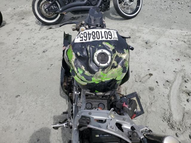 2003 Kawasaki ZX600 K1