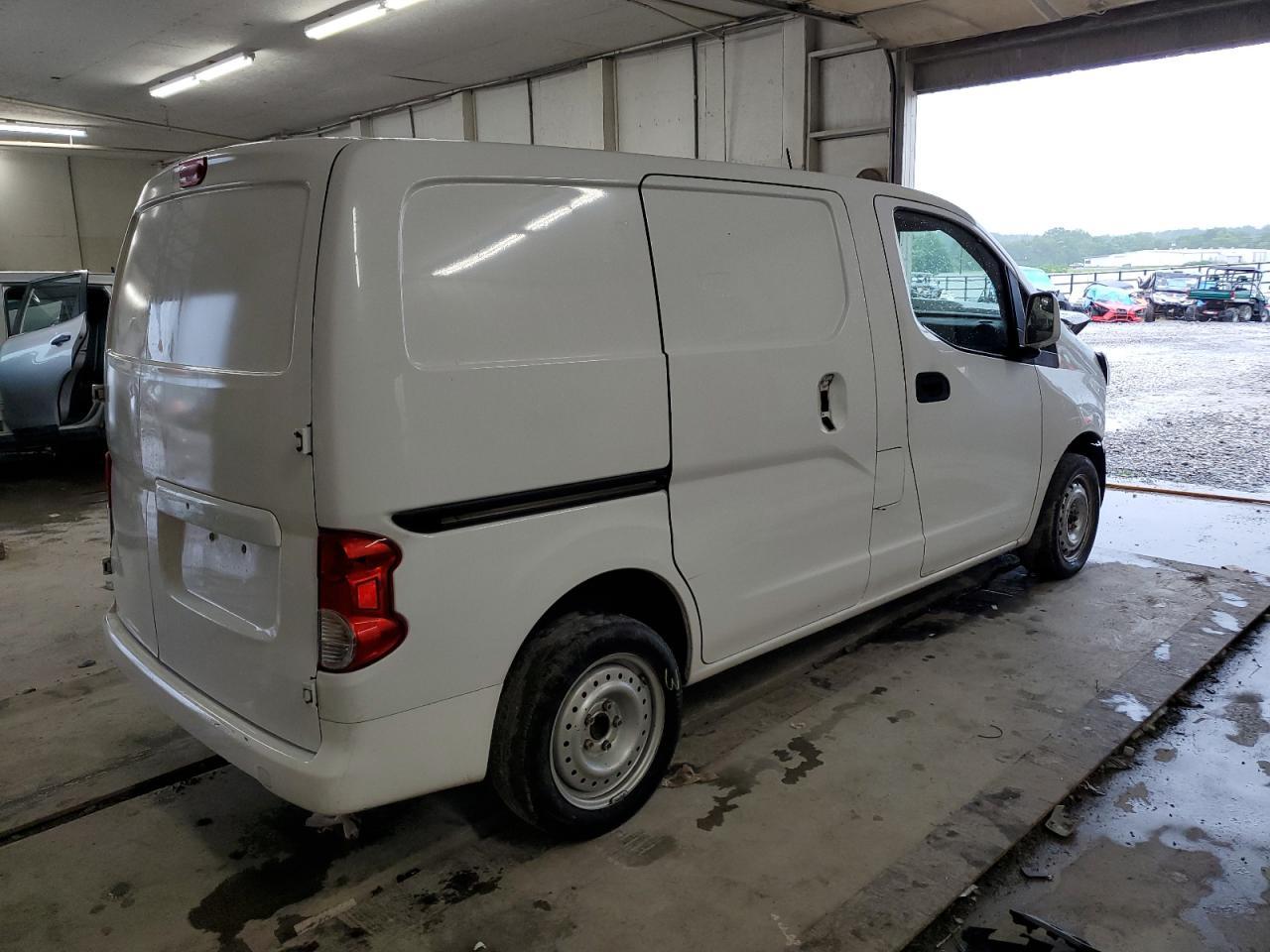 2015 Nissan NV200 2.5S