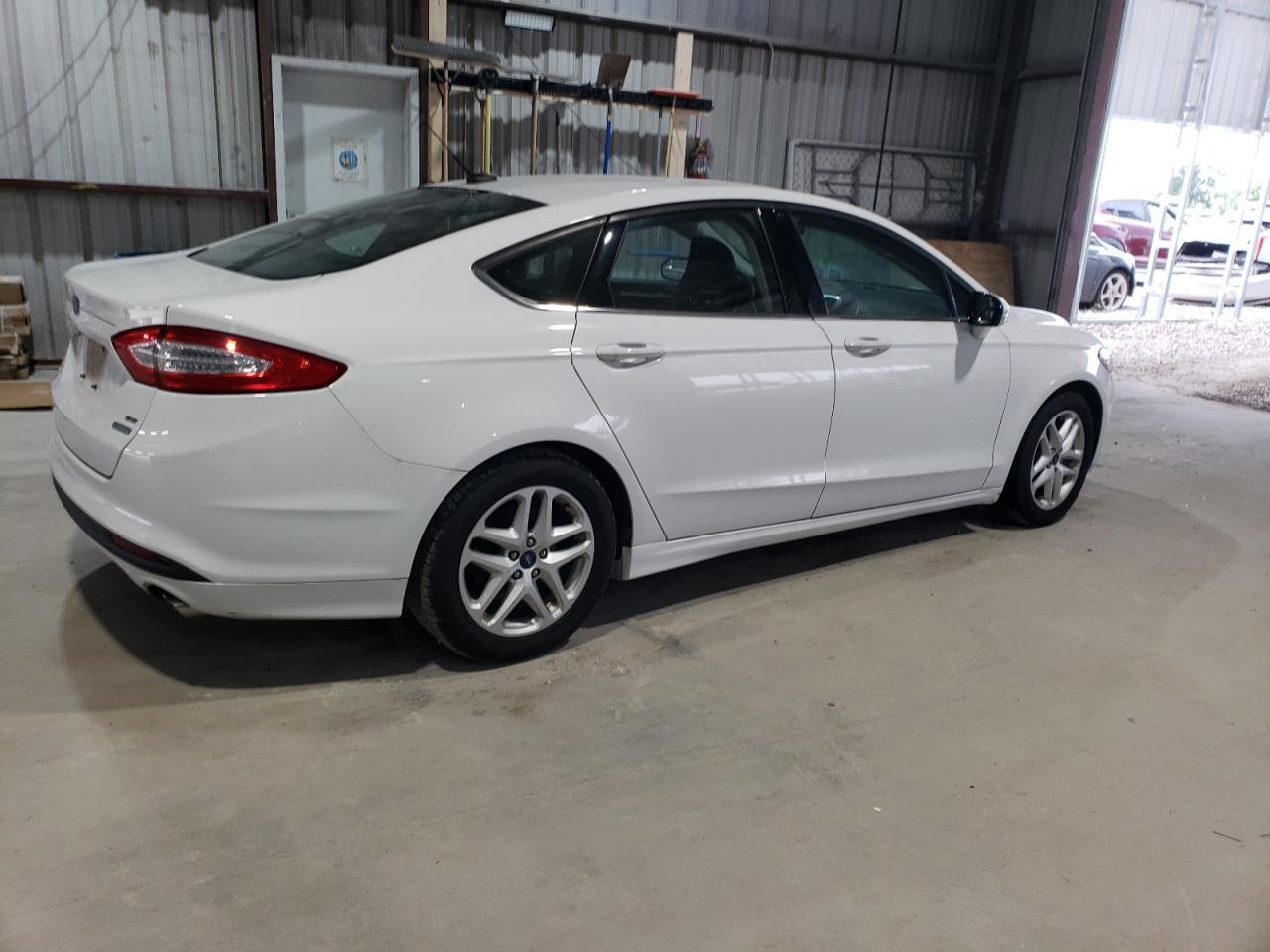 2015 Ford Fusion se