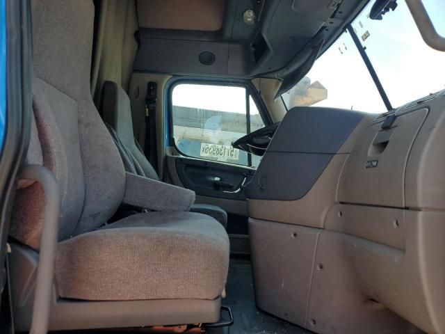 2018 Freightliner Cascadia 125 Semi Truck