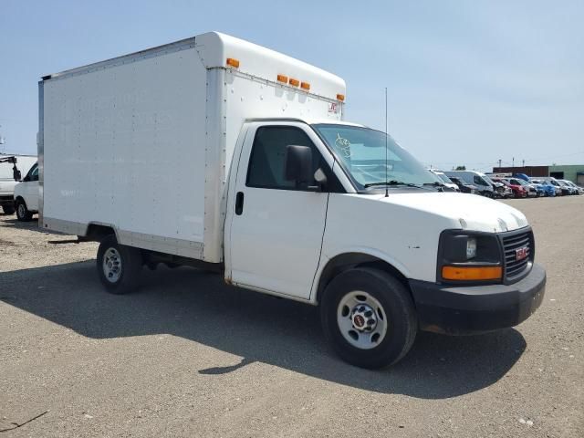 2011 GMC Savana Cutaway G3500