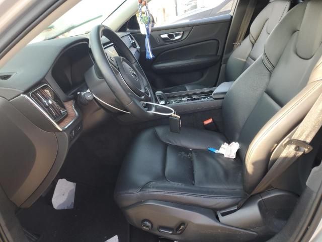 2022 Volvo S60 B5 Momentum