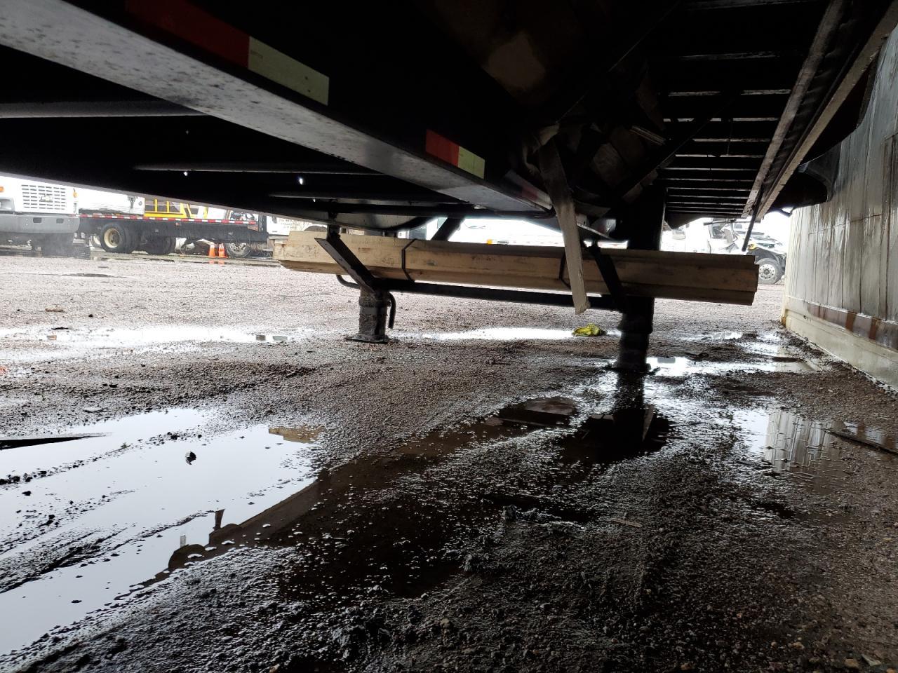 2016 Transcraft Side Curtain Trailer