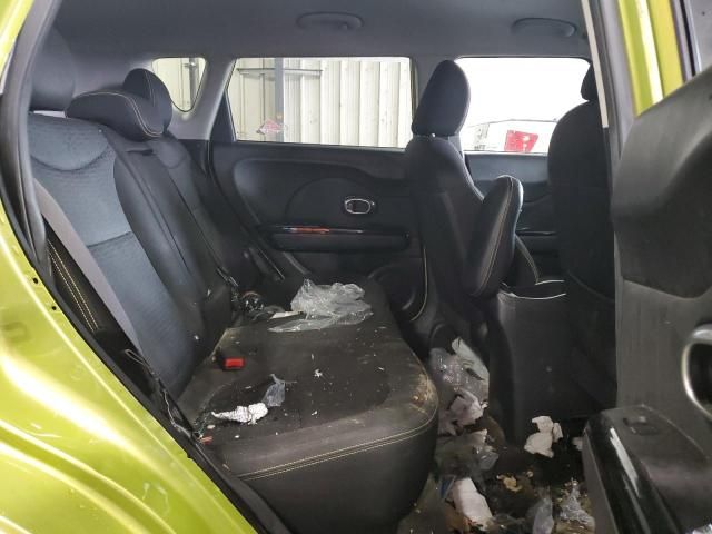 2015 KIA Soul +