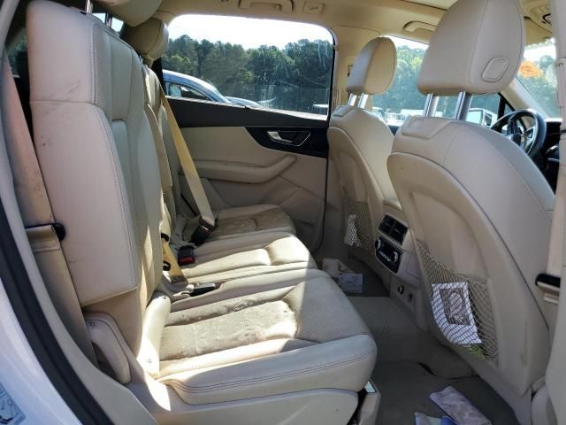 2019 Audi Q7 Prestige