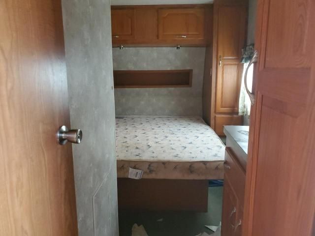 2005 Coachmen Chaparral 280 BHS
