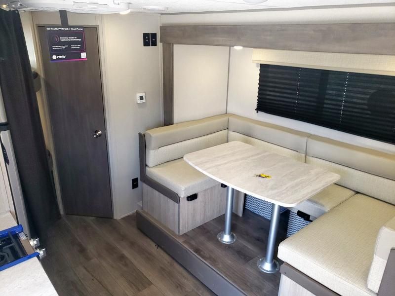 2025 Coachmen Catalina