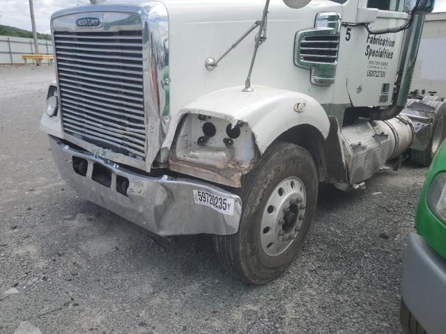 2016 Freightliner SD122 Semi Truck