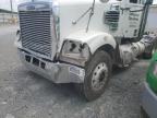 2016 Freightliner SD122 Semi Truck
