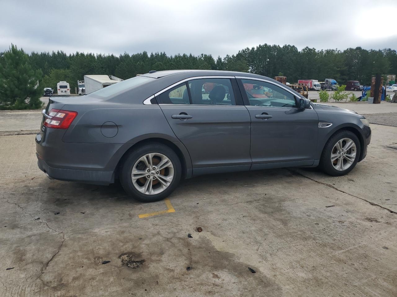 2015 Ford Taurus sel
