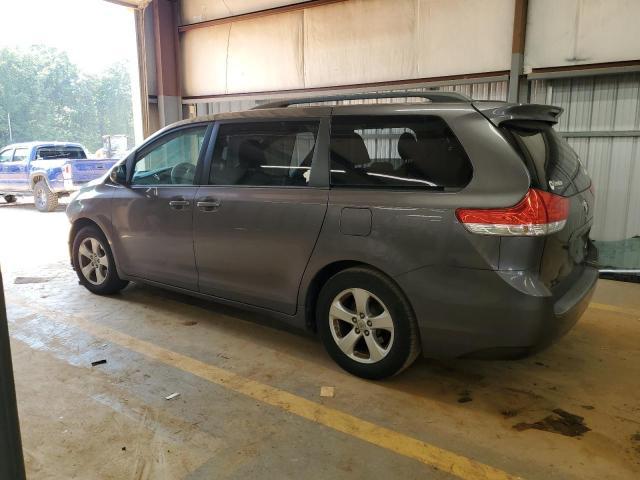 2012 Toyota Sienna le