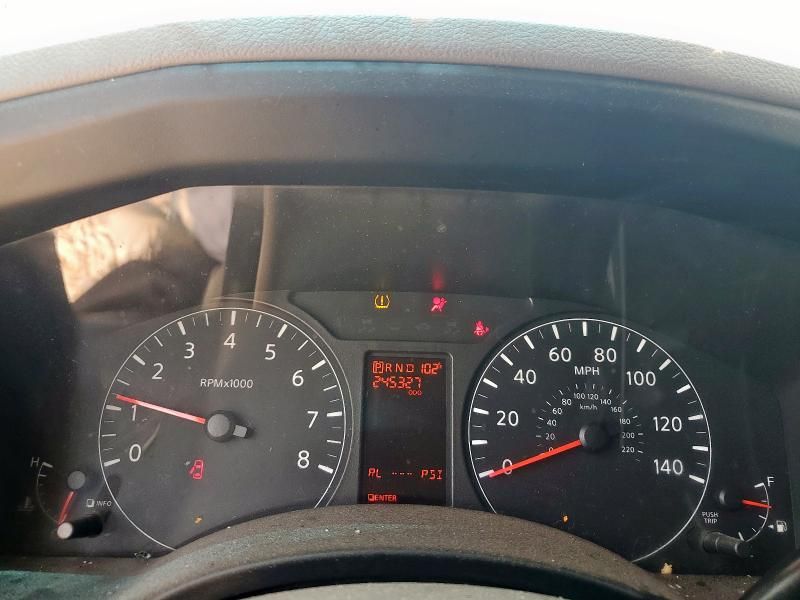 2016 Niss NV 2500 S 2500 SV 25