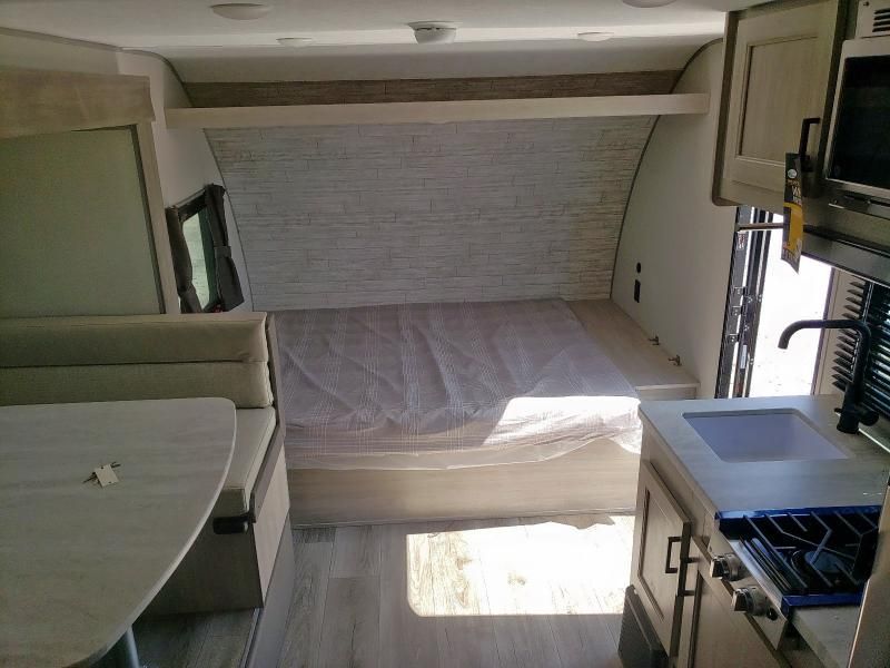 2025 Coachmen Catalina